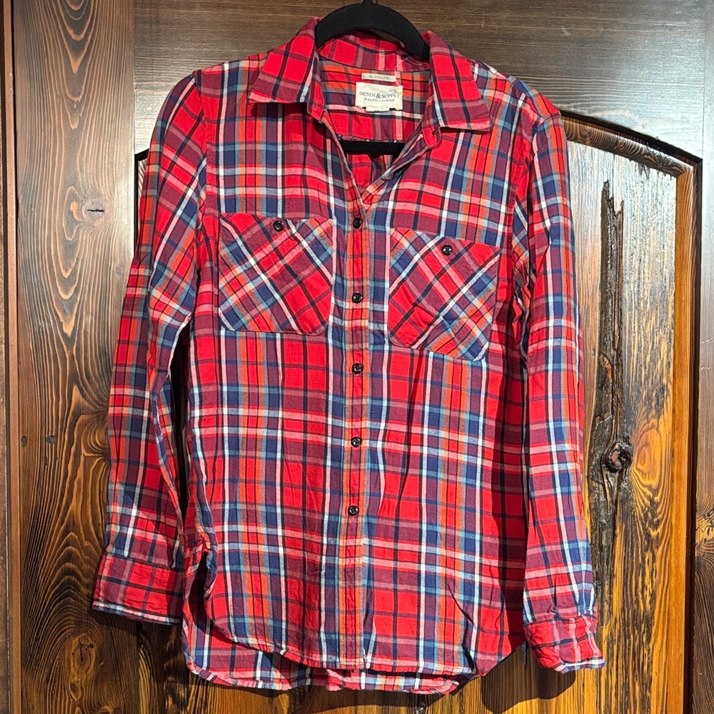 Ralph Lauren Denim & Supply
Size M
EUC
Red Multi Colored Plaid Shirt